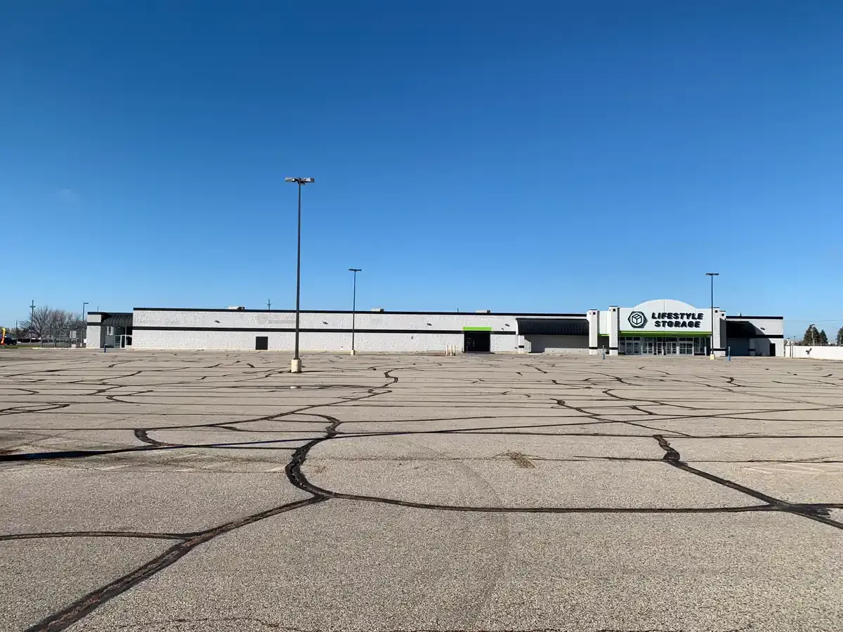 Lifestyle Storage building